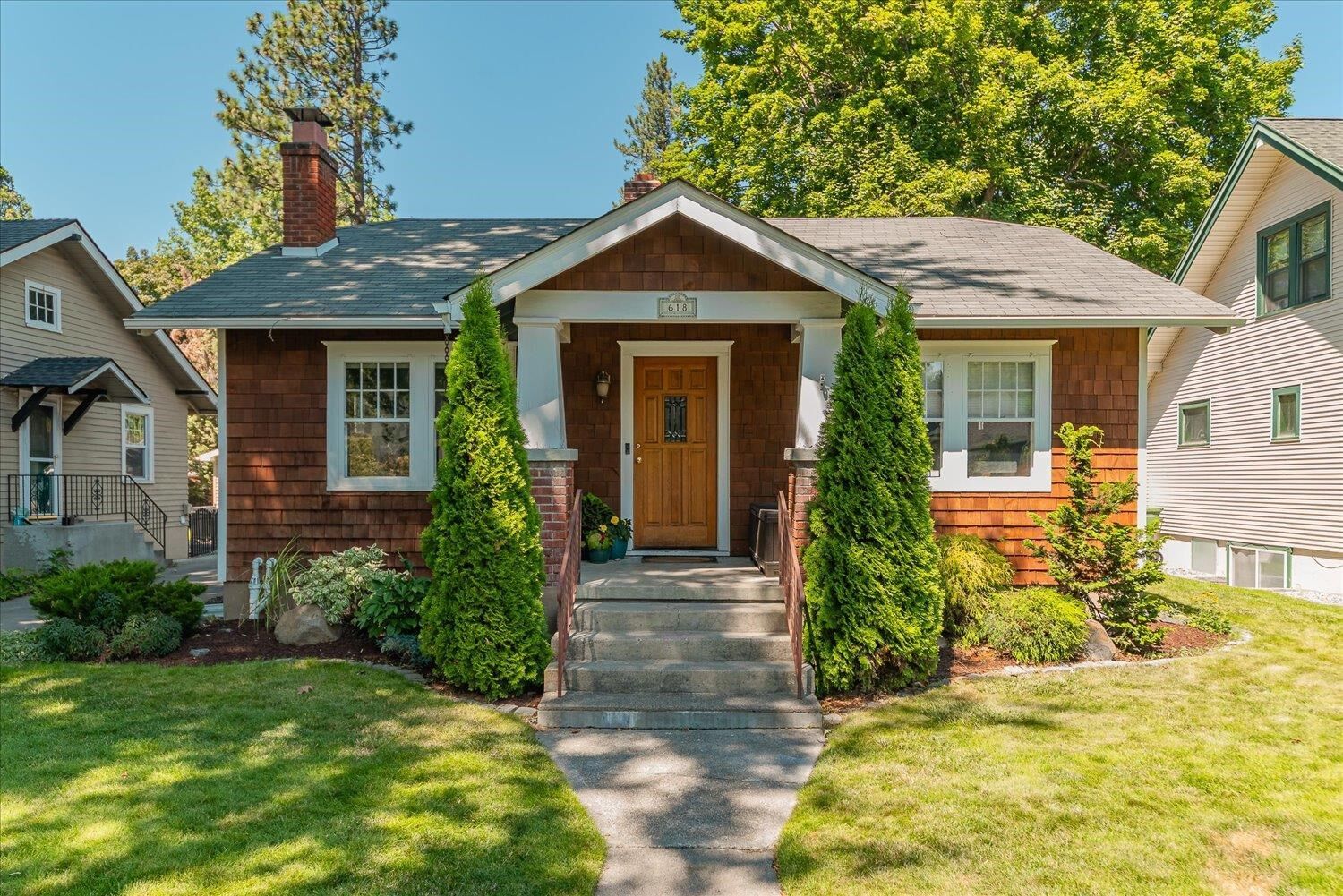 Property Photo:  618 W 26th Ave  WA 99203 