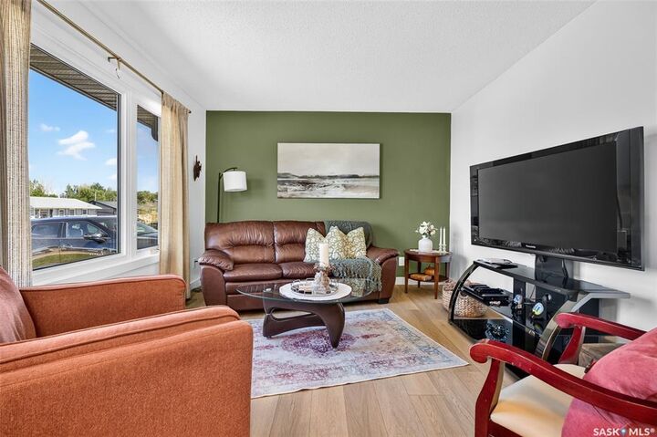 Property Photo:  1331 Warner Street  SK S6H 6K2 