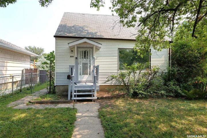 859 Pasqua Street — photo 1