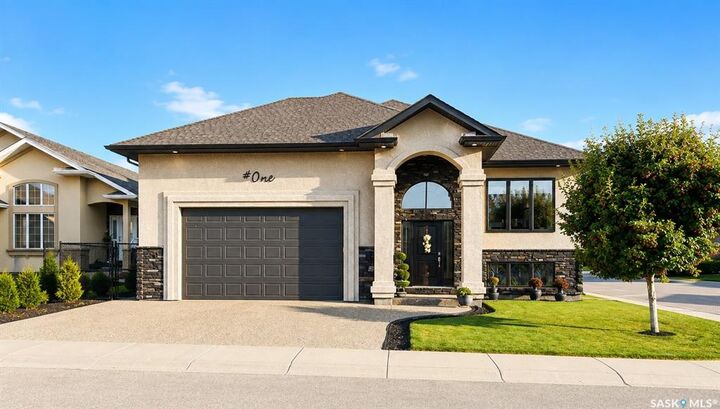 1 Glen Howard Way — photo 1
