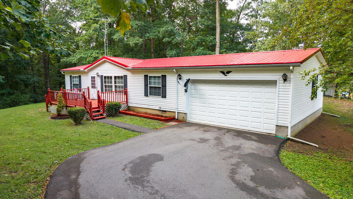 Property Photo: 1008 Chestnut Grove Rd. OH 45640