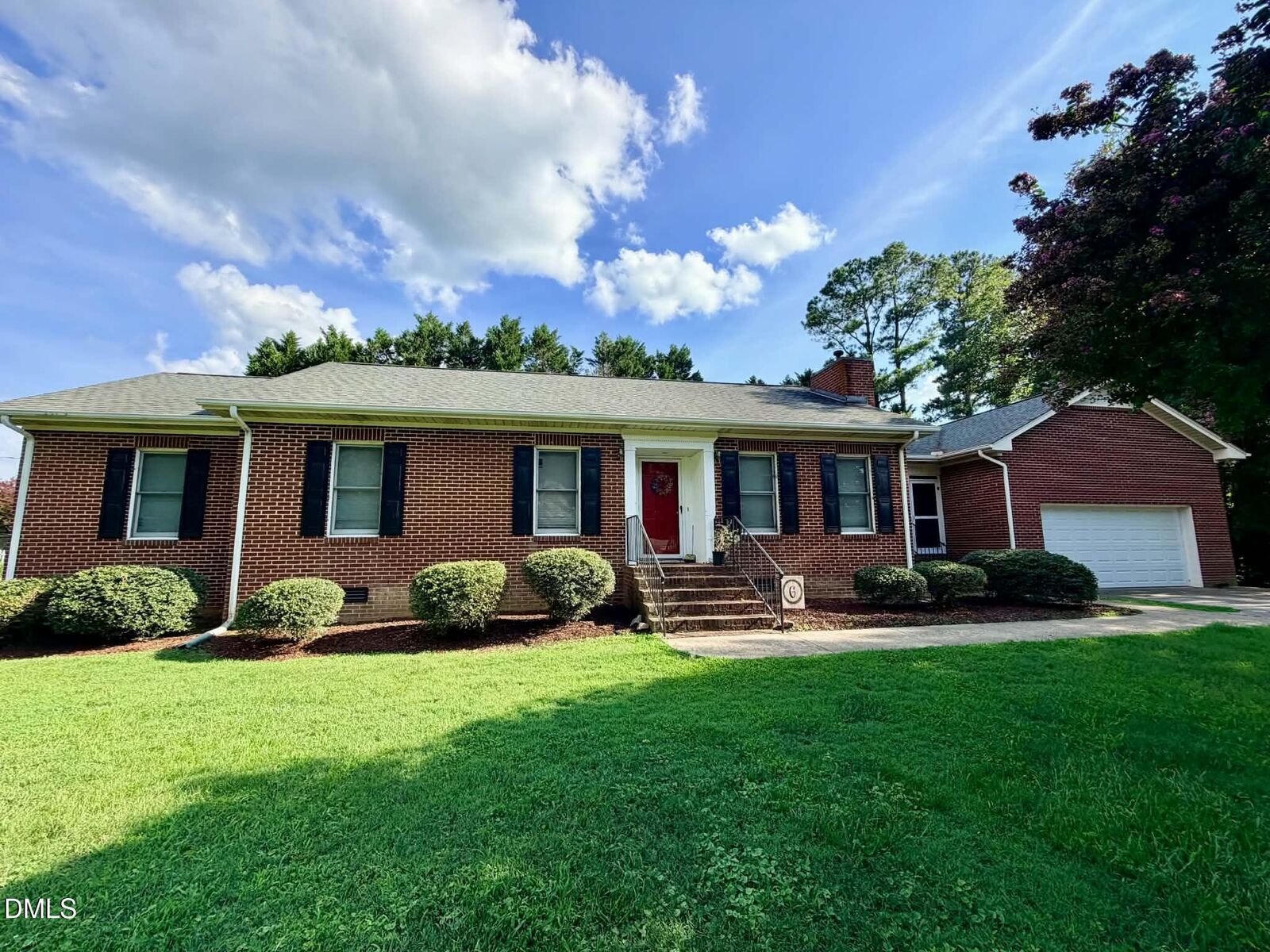 Property Photo: 66 Pine View Road NC 27537