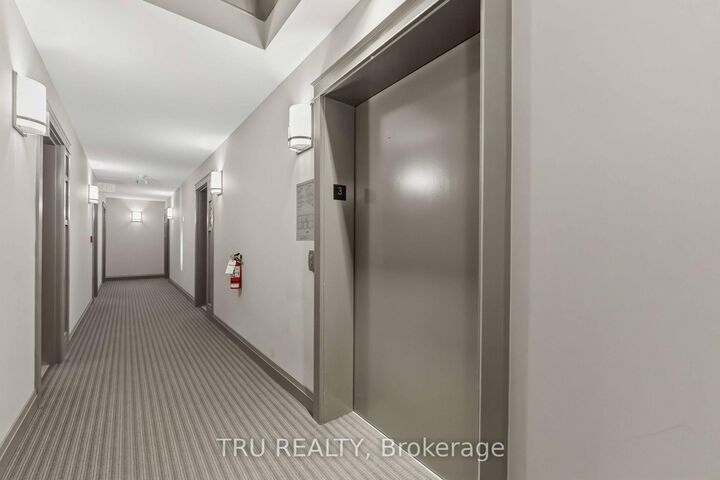 Property Photo: 755 Beauparc Private 301 ON K1J 0B5