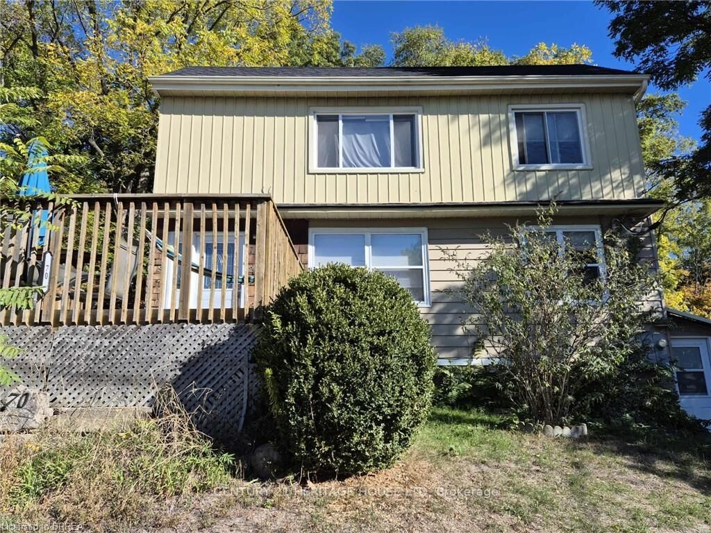 Property Photo: 70 Grandview Street 3 ON N3R 6X2