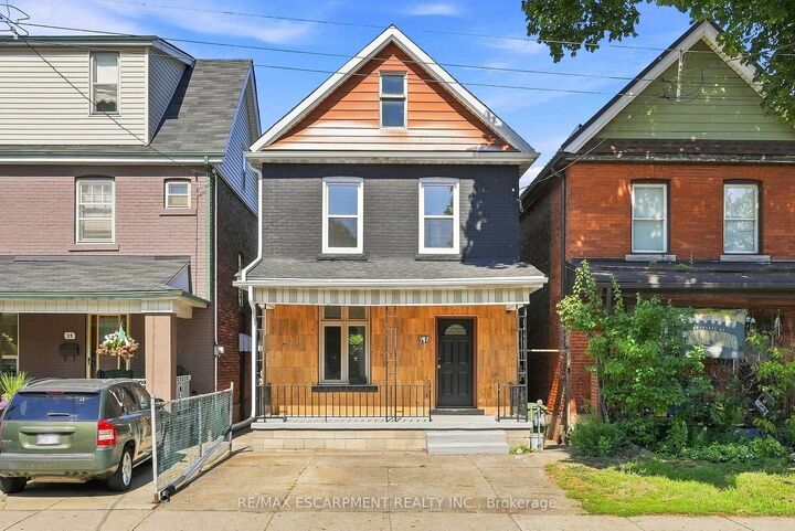 41 Barnesdale Avenue N — photo 1