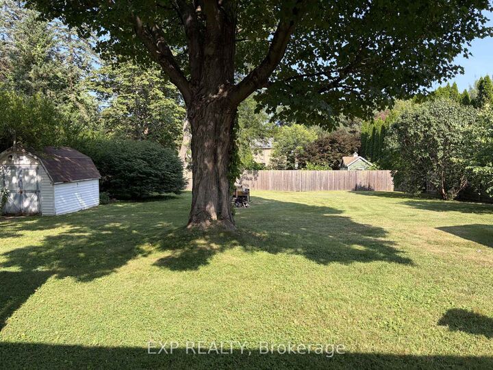 Property Photo: 1009 Haist Street ON L0S 1E2