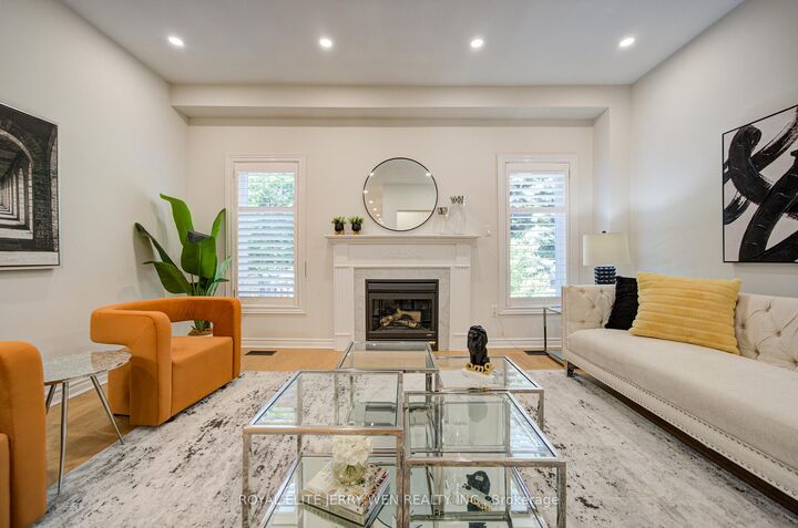 Property Photo:  140 Frank Endean Road  ON L4S 1S7 