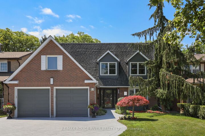 11 Canmore Boulevard — photo 1