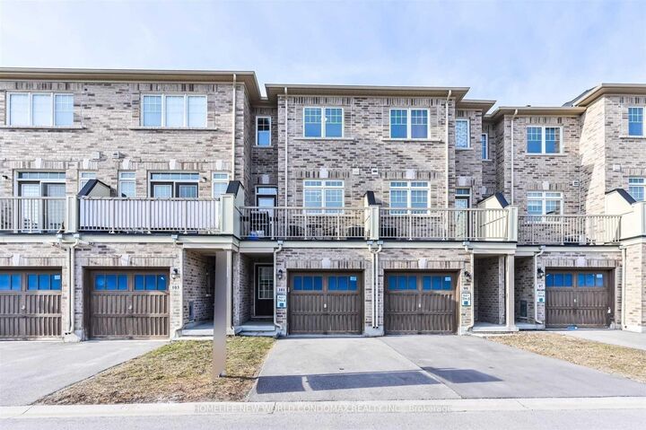Property Photo: 101 Dundas Way ON L6E 0R7
