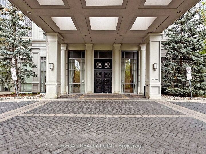 Property Photo: 25 Greenview Avenue 2118 ON M2M 1R2