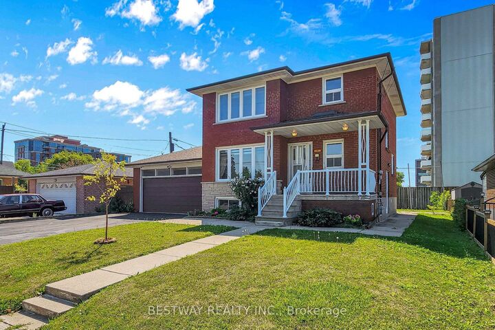 Property Photo: 37 Victory Drive ON M3M 2J5