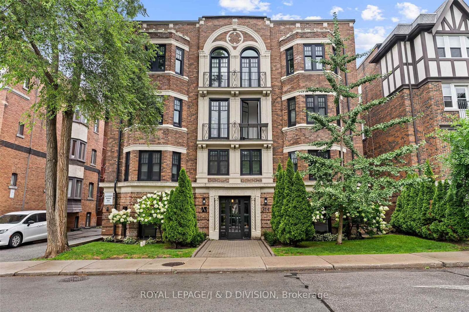 Photo de la propriété: 314 Lonsdale Road 2 ON M4V 1X4