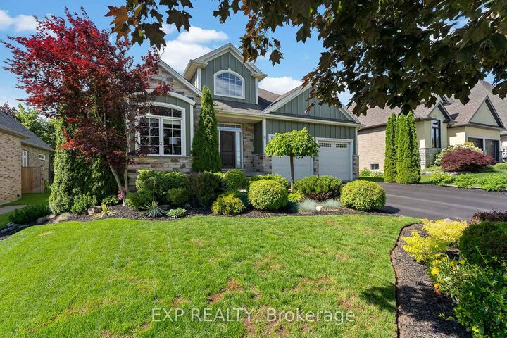 Property Photo: 6 Creekside Drive ON L0S 1J0
