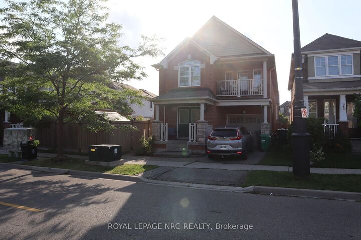 Property Photo: 28 Dulverton Drive ON L7A 0P3