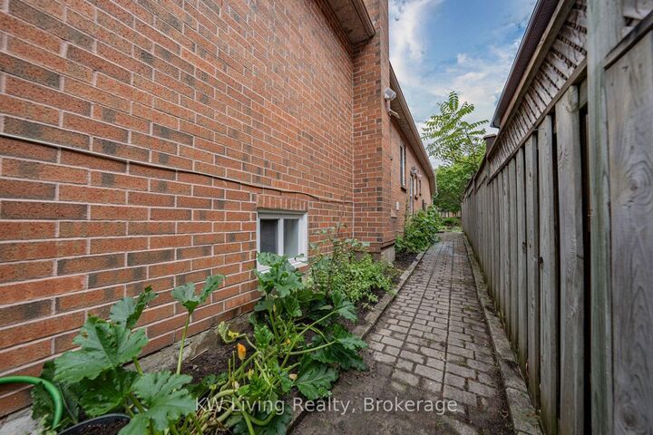 Property Photo: 93 Sunbird Boulevard ON L4P 3V8