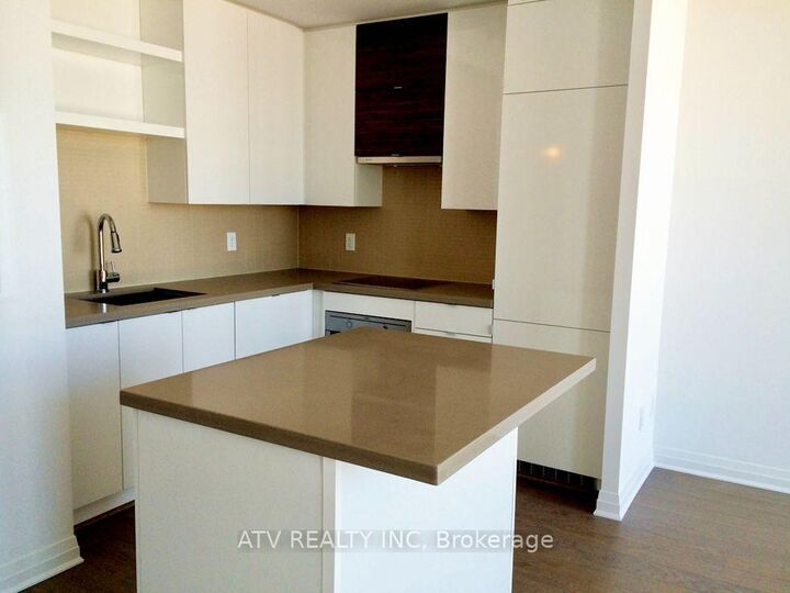 59 Annie Craig Drive 2008 — photo 1
