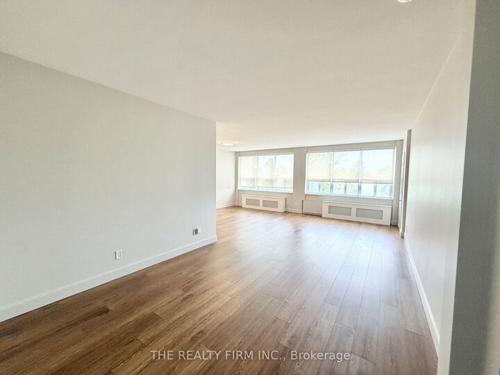 Property Photo: 10 Beechwood Place 801 ON N6C 1H7