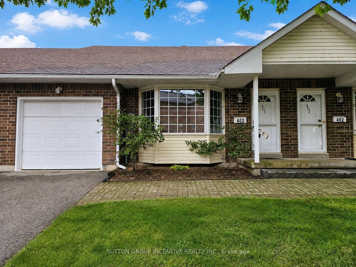 Property Photo: 40 Museum Drive 403 ON L3V 7T9
