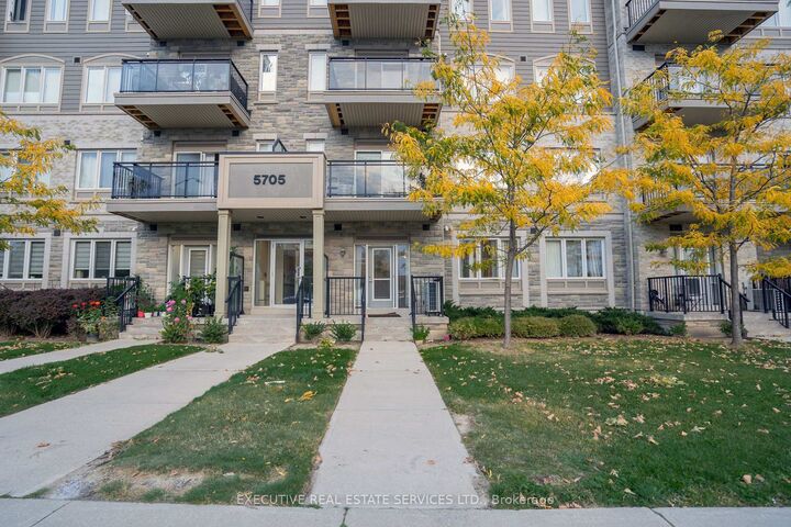 Property Photo:  5705 Long Valley Road 107  ON L5M 0L8 