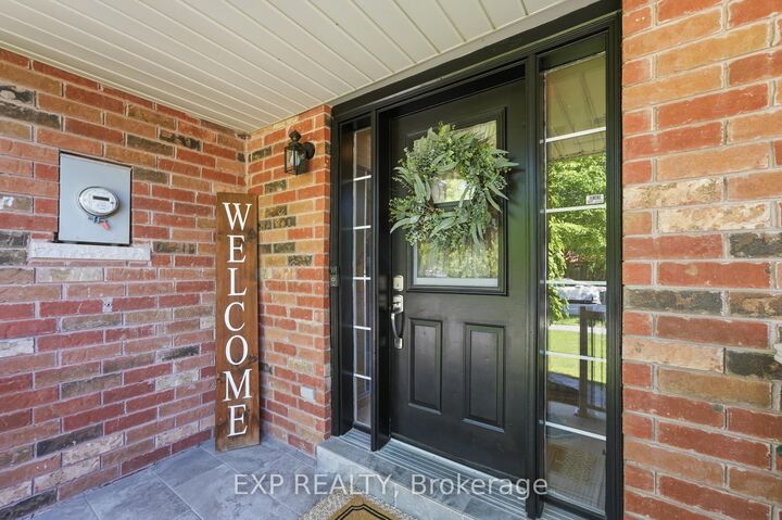 Property Photo: 3 Battenberg Court ON L0G 1M0