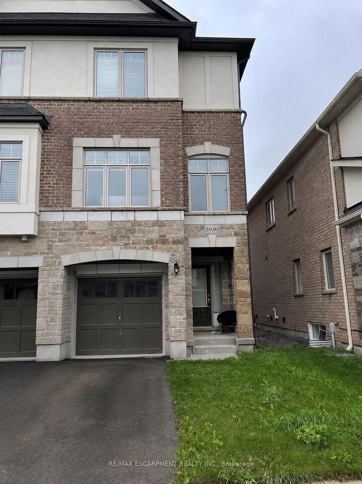 3930 Tufgar Crescent — photo 1