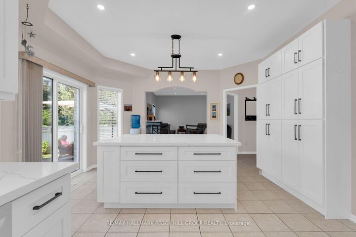 Property Photo: 4 Gold Park Gate ON L3W 0C2