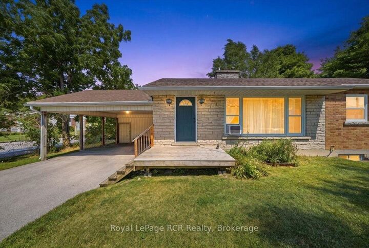 Property Photo: 850 11th Street W ON N4K 3T3