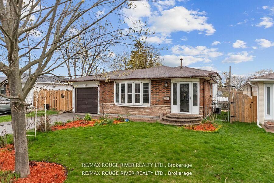 Photo de la propriété: 27 Archer Drive ON L1S 2Z3