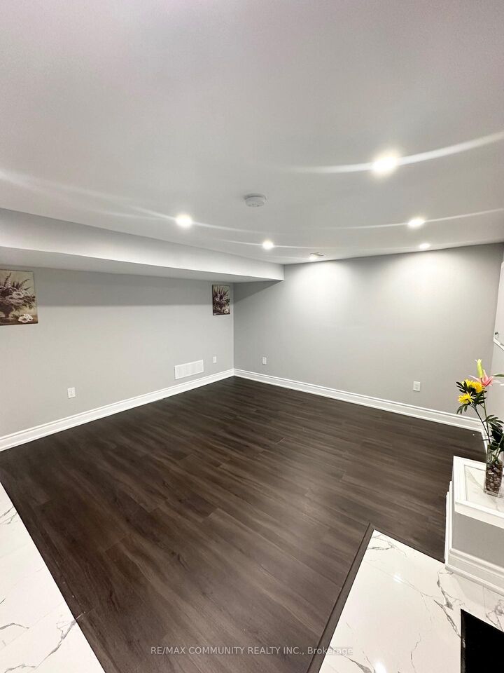 Property Photo: 6962 14th Avenue Basement ON L6B 0G6