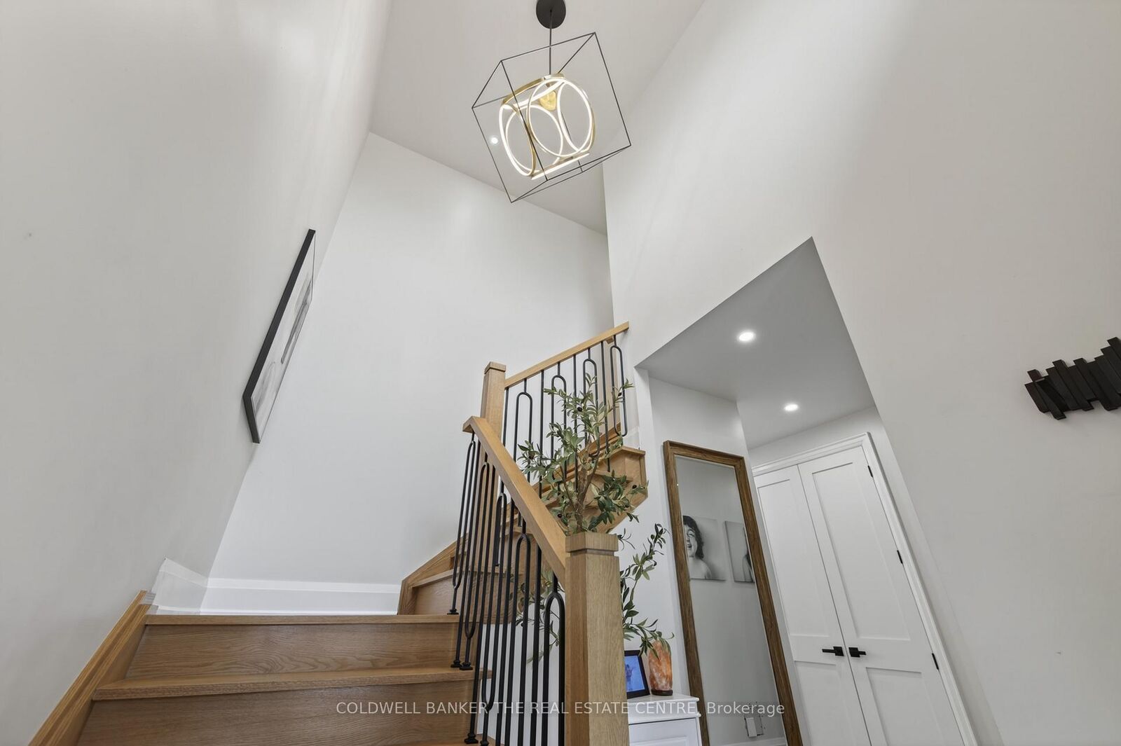 Property Photo: 684 Lakelands Avenue ON L9S 4E6