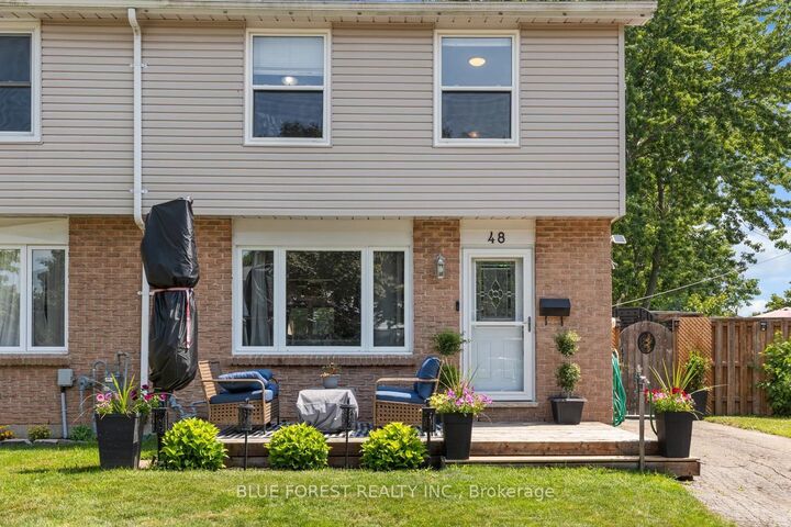 Property Photo: 48 Rosamond Crescent ON N6E 2M8