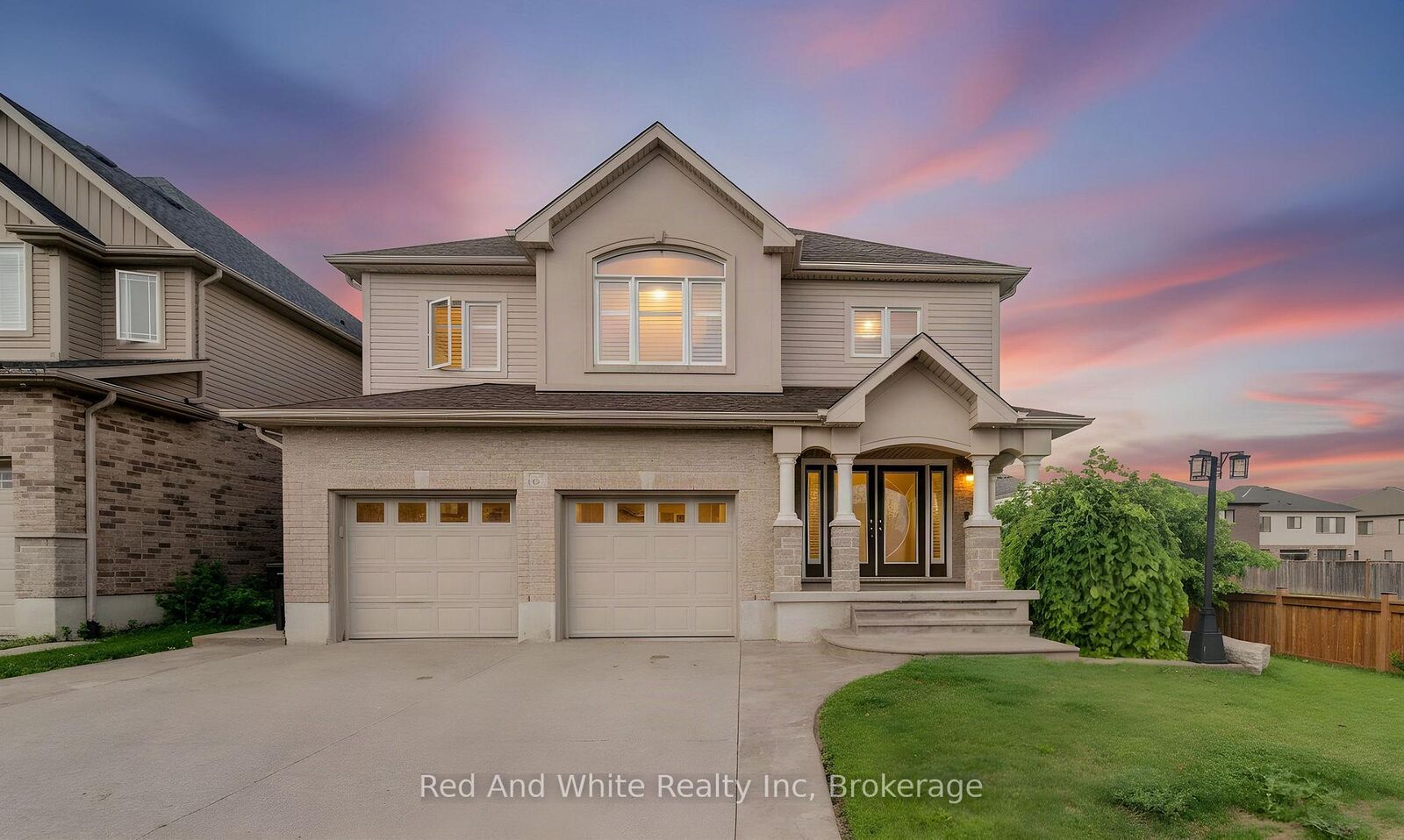 Property Photo: 167 Westcliff Way ON N1S 0A1
