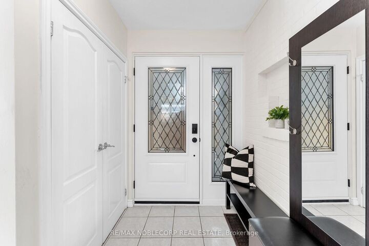 4230 Bloor Street W — photo 1