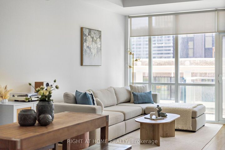 Property Photo: 116 George Street N505 ON M5A 3S2