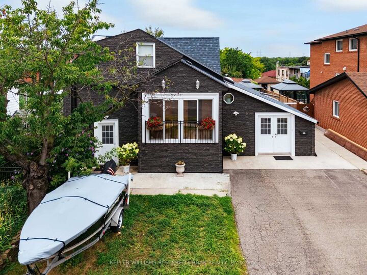 Property Photo: 6 Elmhurst Drive ON M9W 2J3
