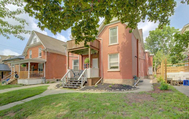 Property Photo:  14-20 Brubacher Street 10  ON N2H 2V9 