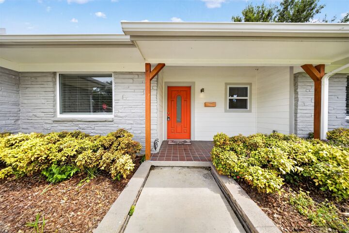 Property Photo:  3305 S 88th  OK 74145 