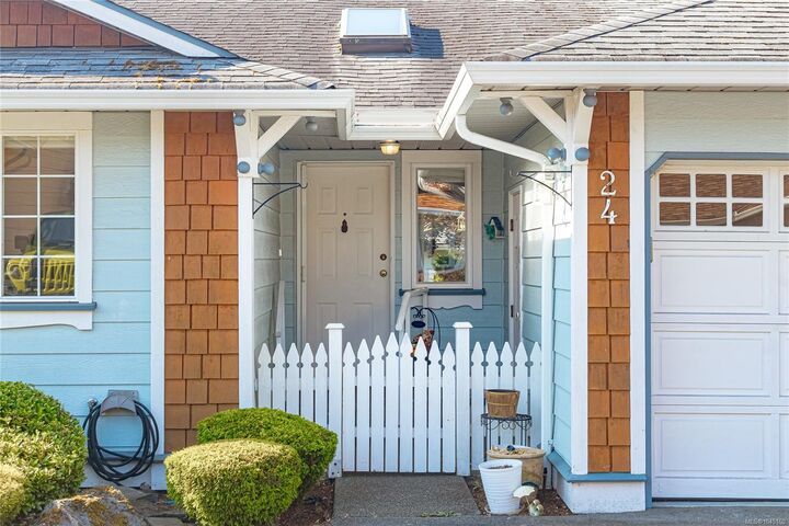 Property Photo: 9933 Chemainus Rd #24 BC V0R 1K1