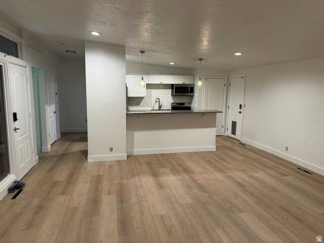 Property Photo:  3830 S Market St  UT 84119 