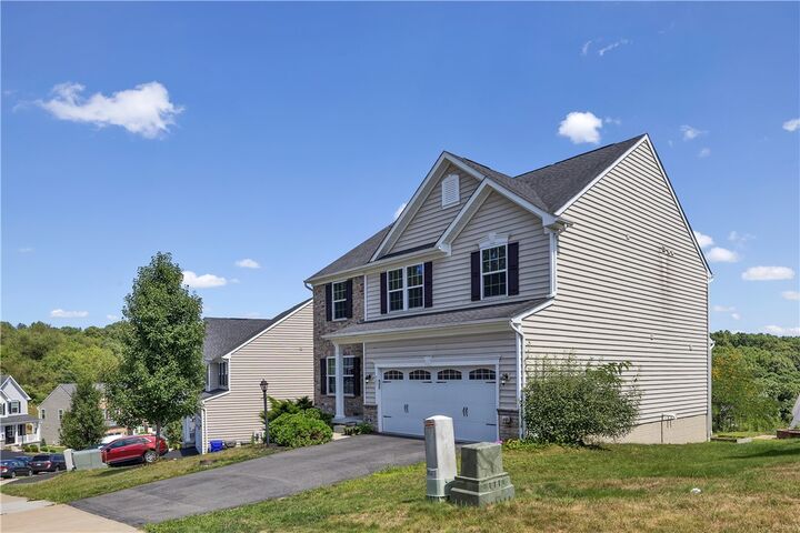 Property Photo: 507 Audrey Ct PA 16063