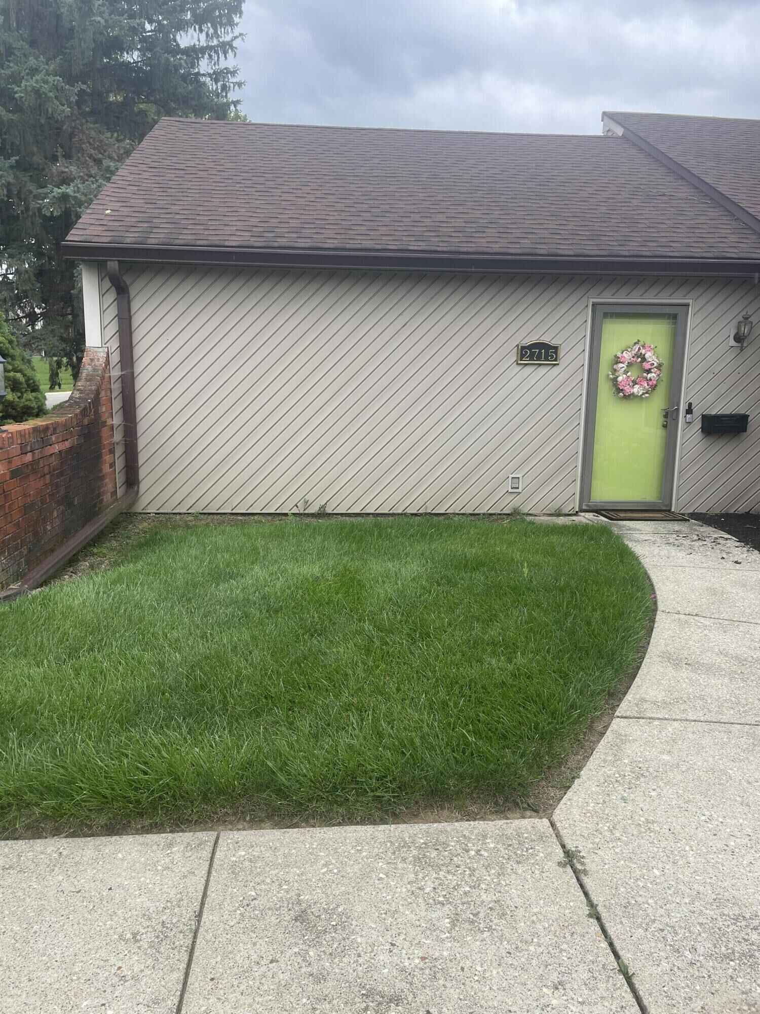 Property Photo: 2715 Red Coach Drive OH 45503