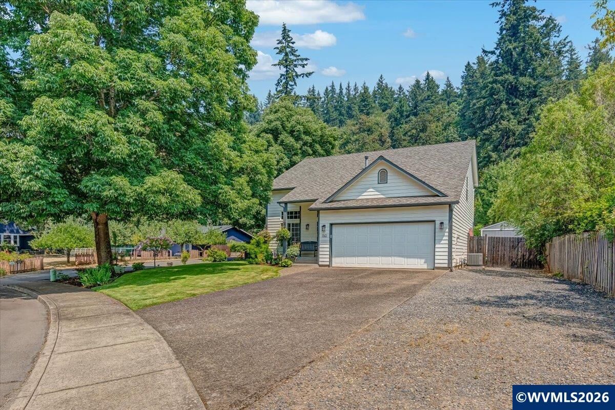 Property Photo: 1145 Enstad Dr OR 97381