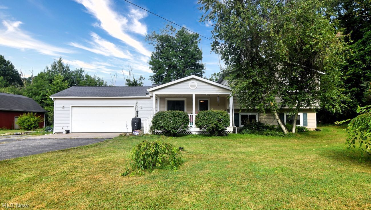 Property Photo:  18660 Thorpe Road  OH 44023 
