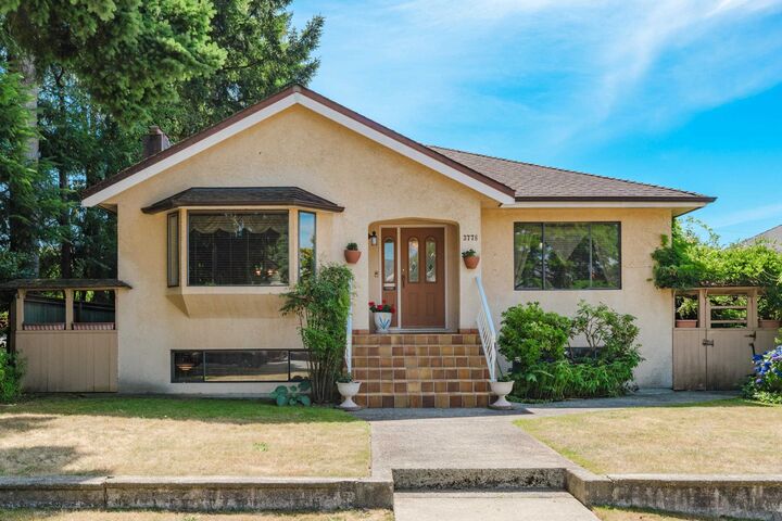 3778 Triumph Street — photo 1