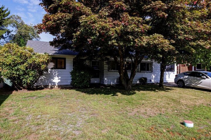 1161 Redwood Street — photo 1