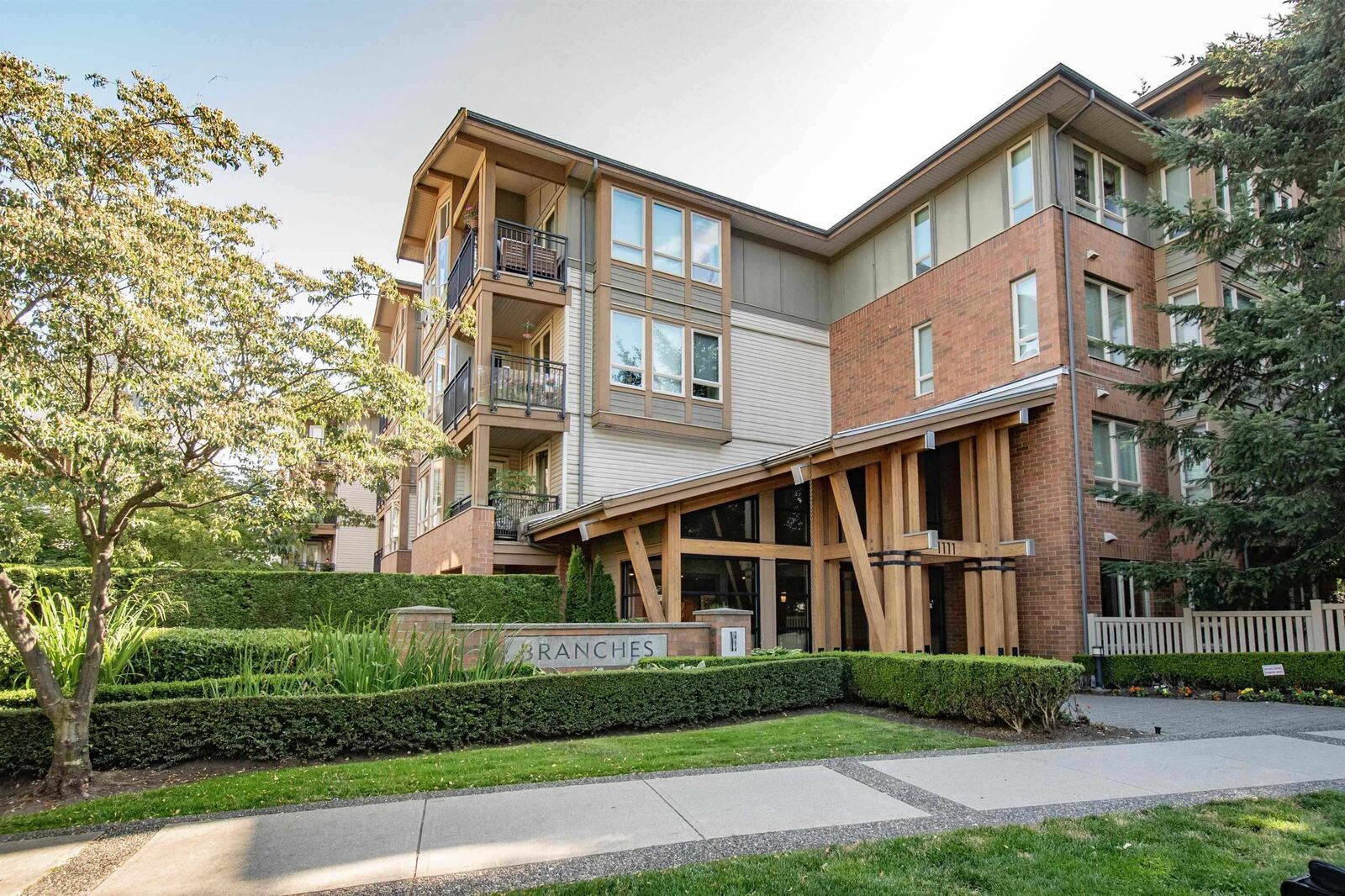 Property Photo:  1111 E 27th Street 318  BC V7J 1S3 
