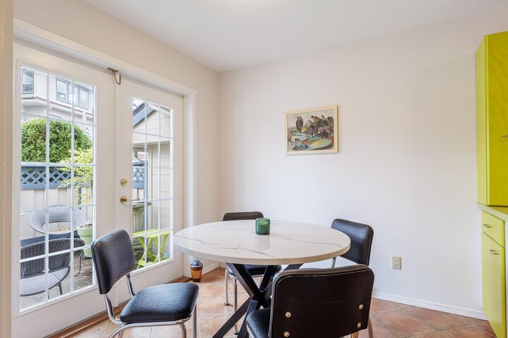 Property Photo:  5768 Marine Way 4  BC V0N 3A6 