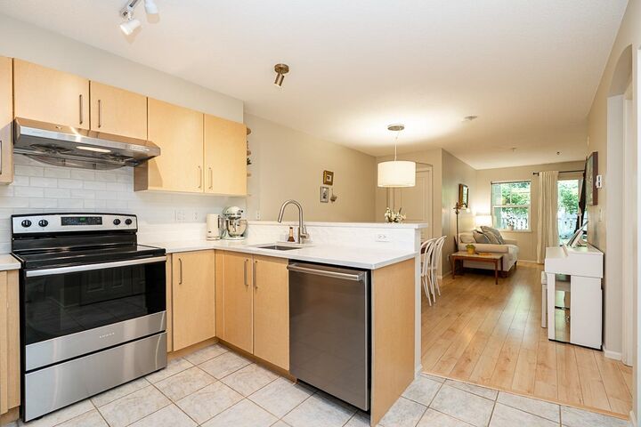 Photo de la propriété: 7330 Salisbury Avenue 111 BC V5E 4N8