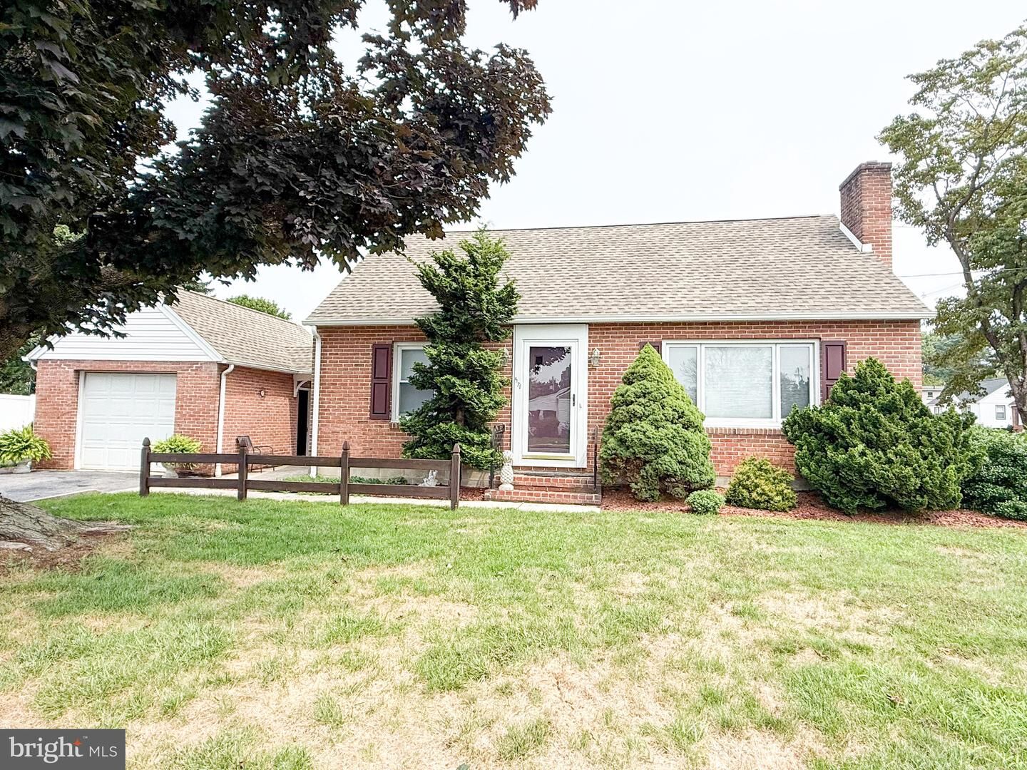 Property Photo:  571 Highland Avenue  PA 17201 