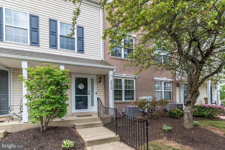 Property Photo:  5513 Rinker Circle  PA 18902 